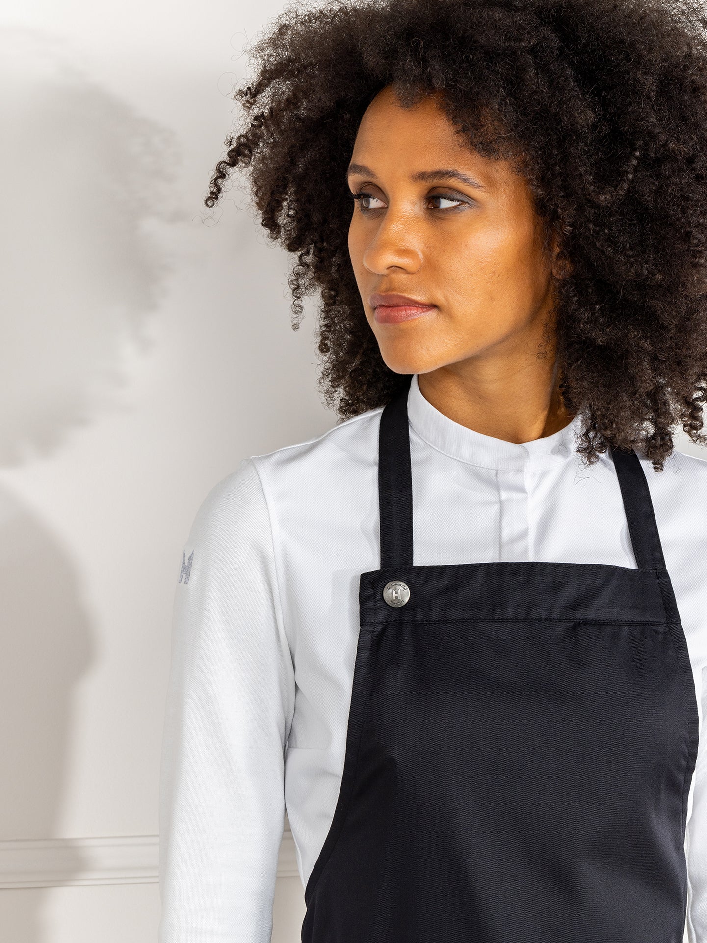 Bib Apron Dallas Black by Le Nouveau Chef -  ChefsCotton